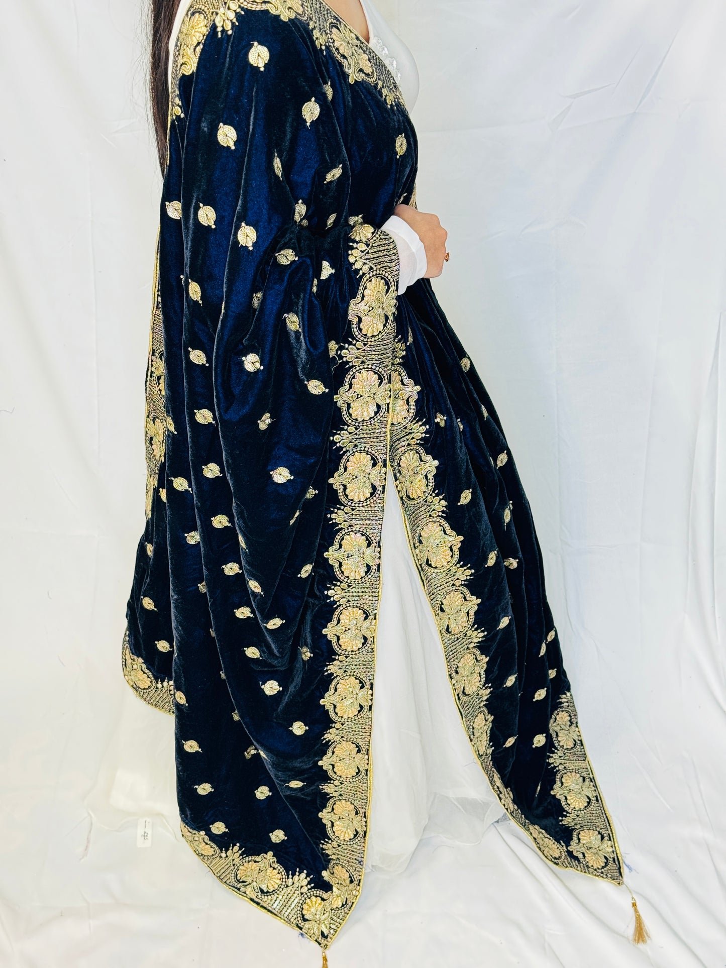Razia Royal Blue Floral Velvet Shawl |. Simzdesignz |