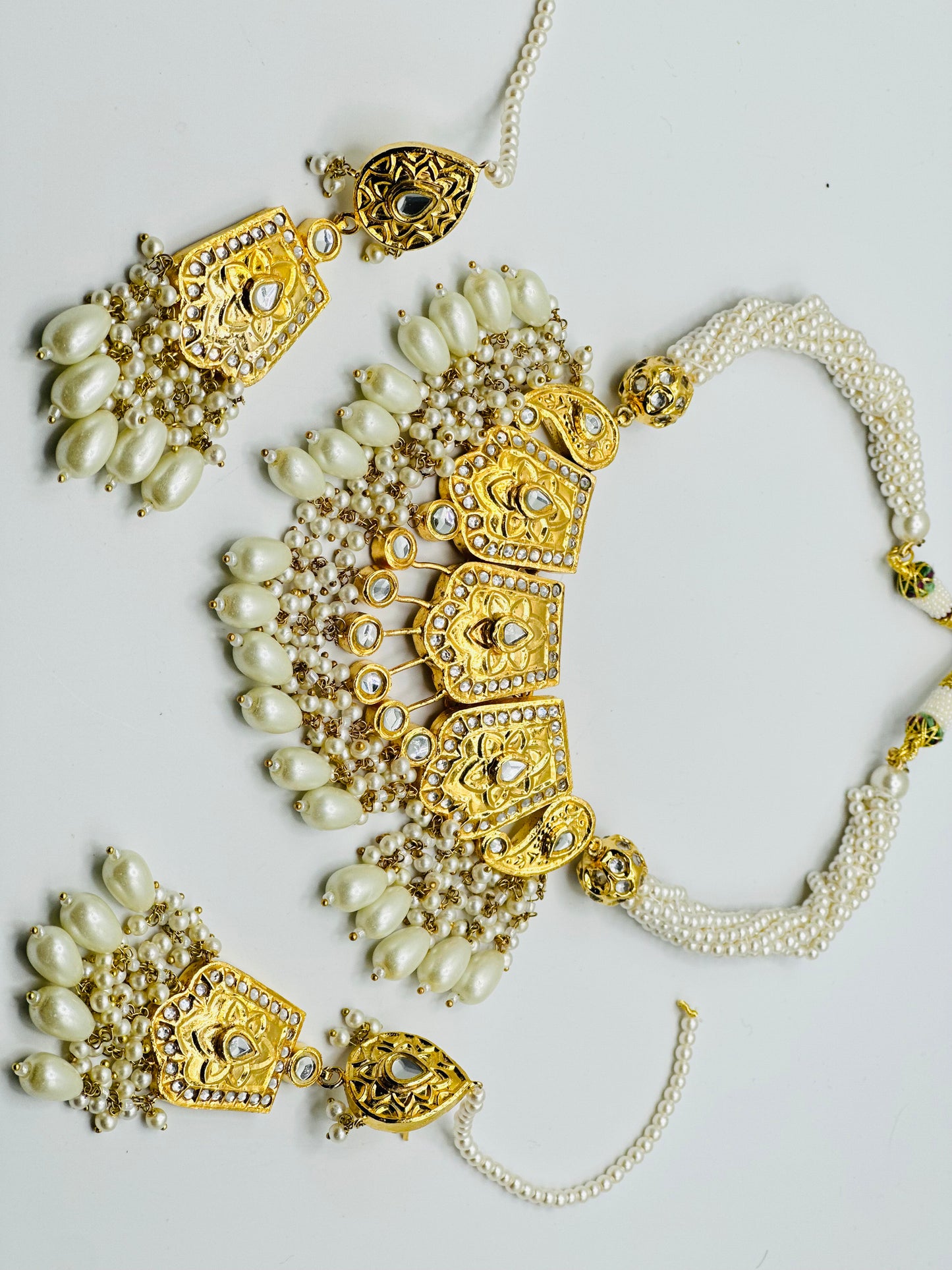 Zakkera Elegant Thappa Kundan Necklace | Simzdesignzz |