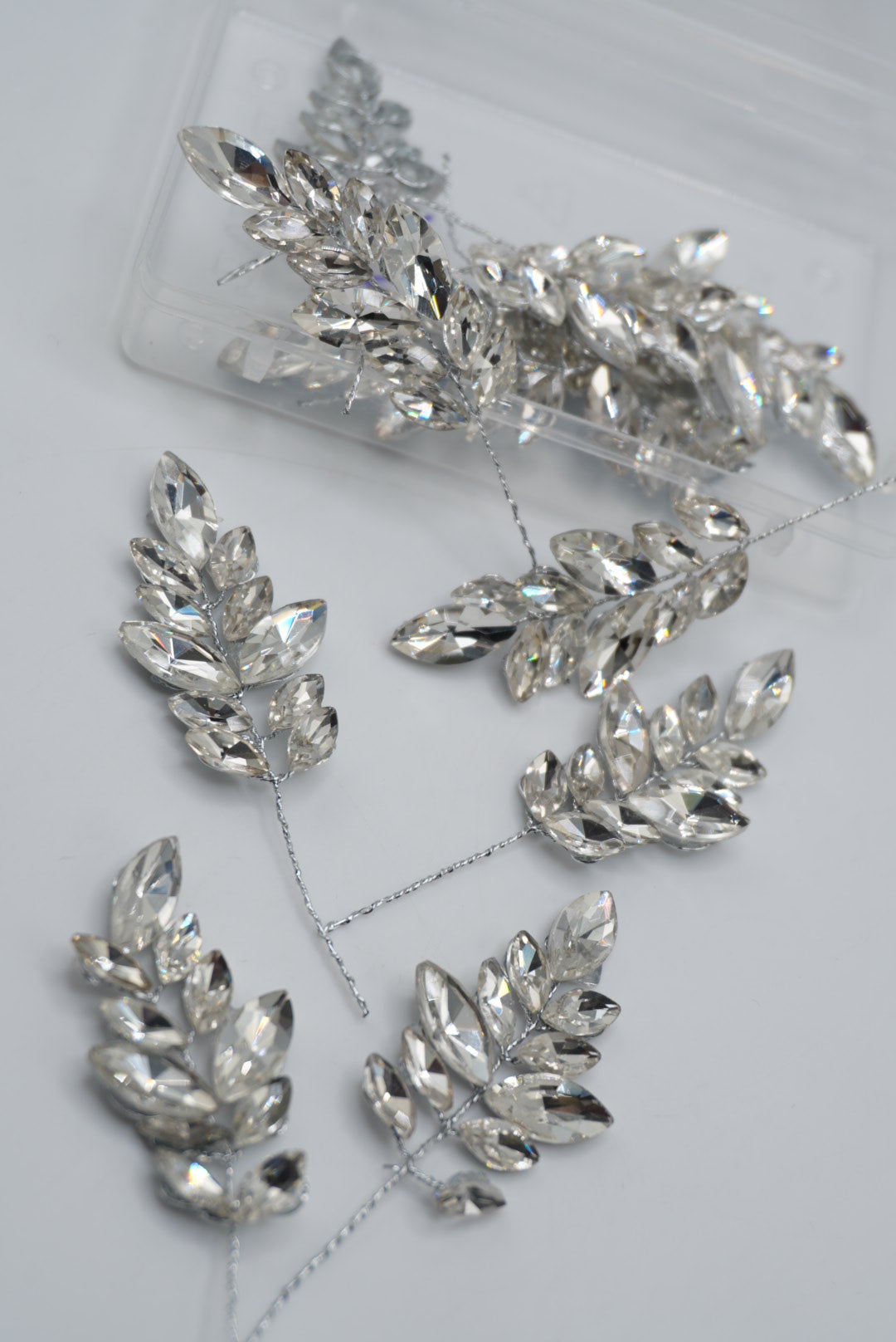 LEAF SHAPE HAIR ACCESSORIES | SIMZDESIGNZ |