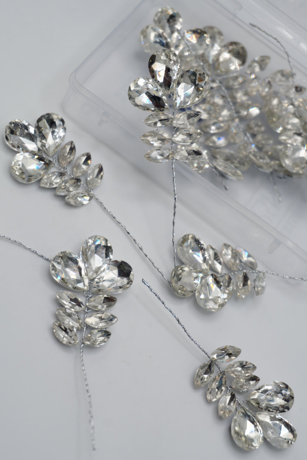 LEAF SHAPE HAIR ACCESSORIES | SIMZDESIGNZ |