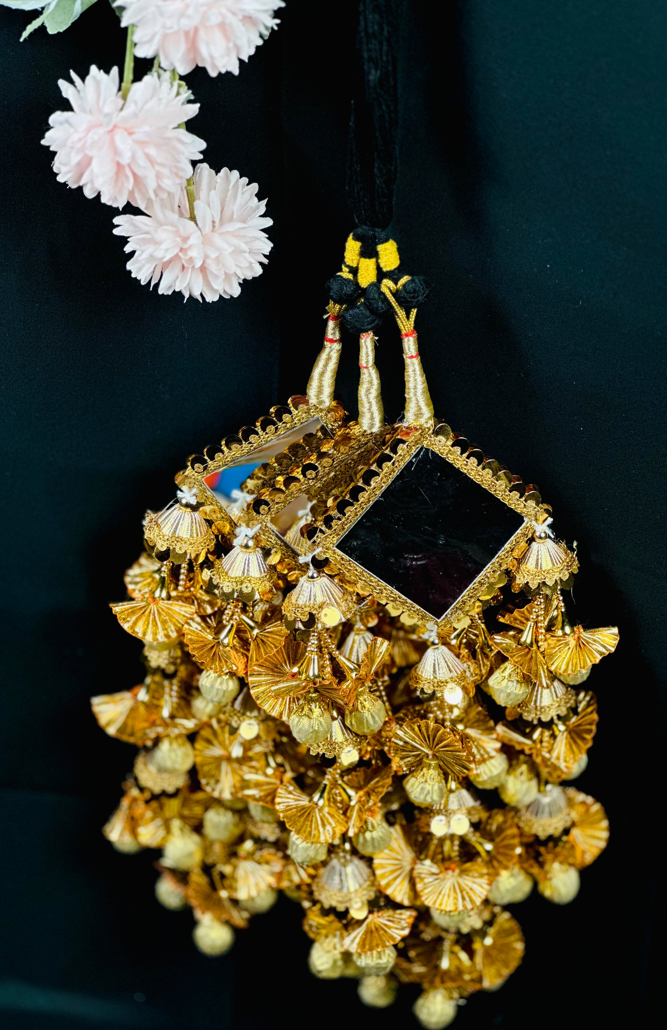 Single Mirror Paranda With Parandi | Simzdesignz |