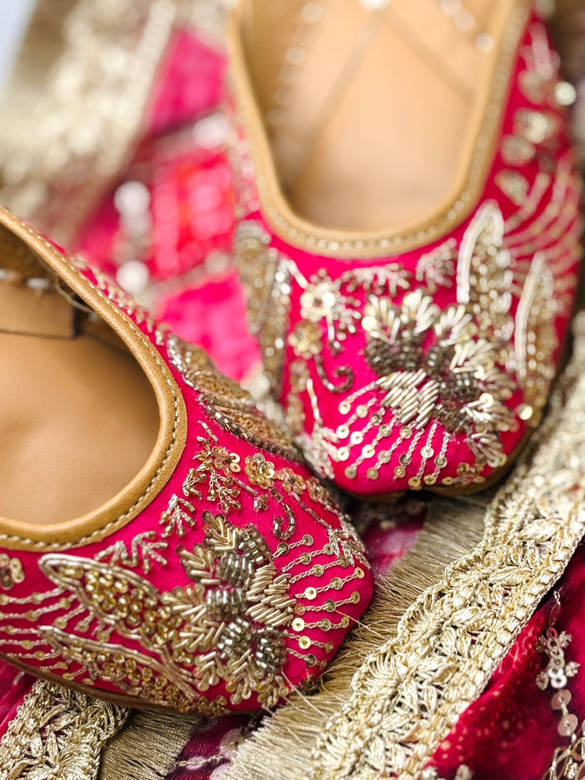 RANI SHADE PUNJABI JUTTI