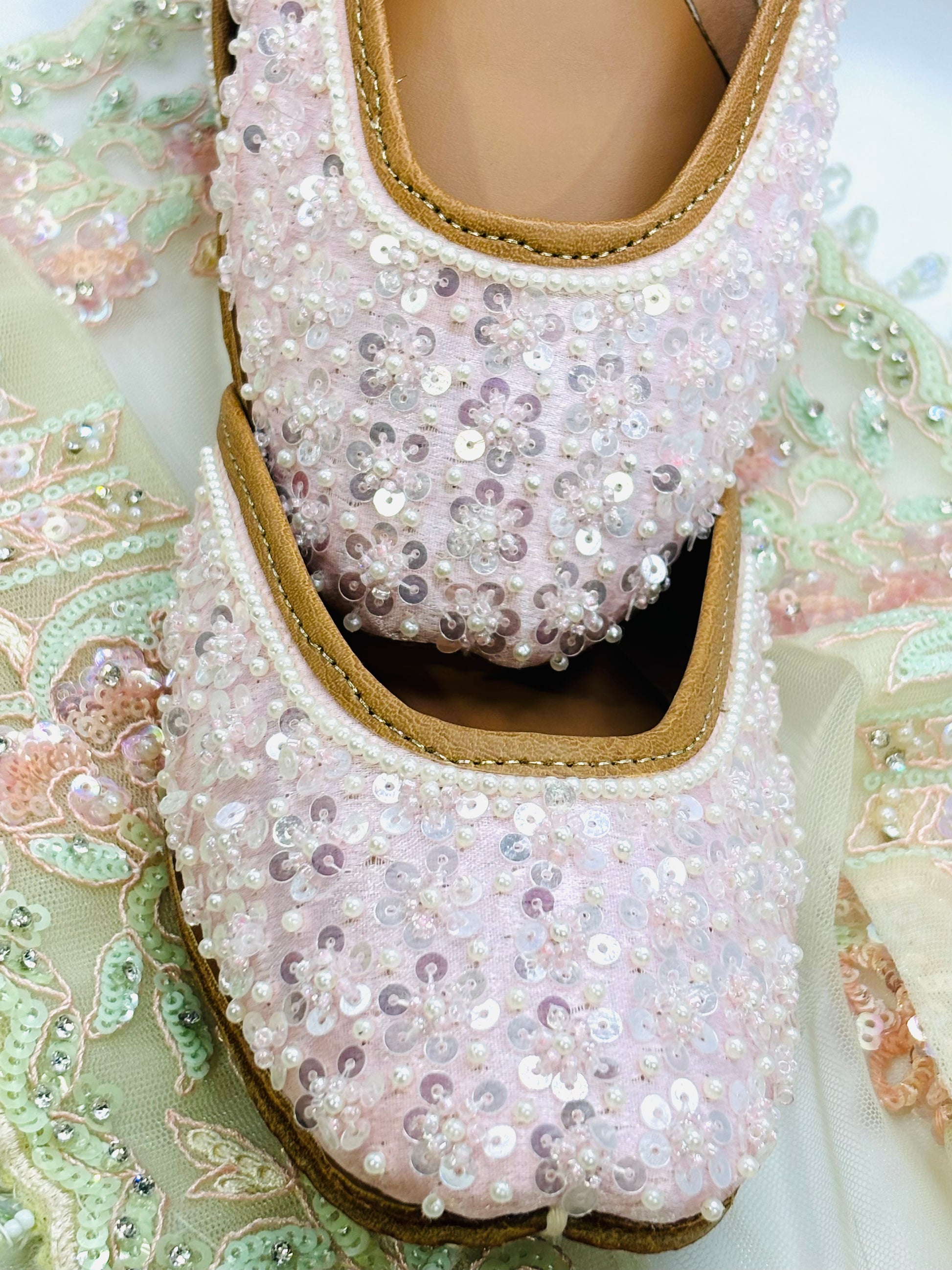 BABY BLUSH PEARL PUNJABI JUTTI