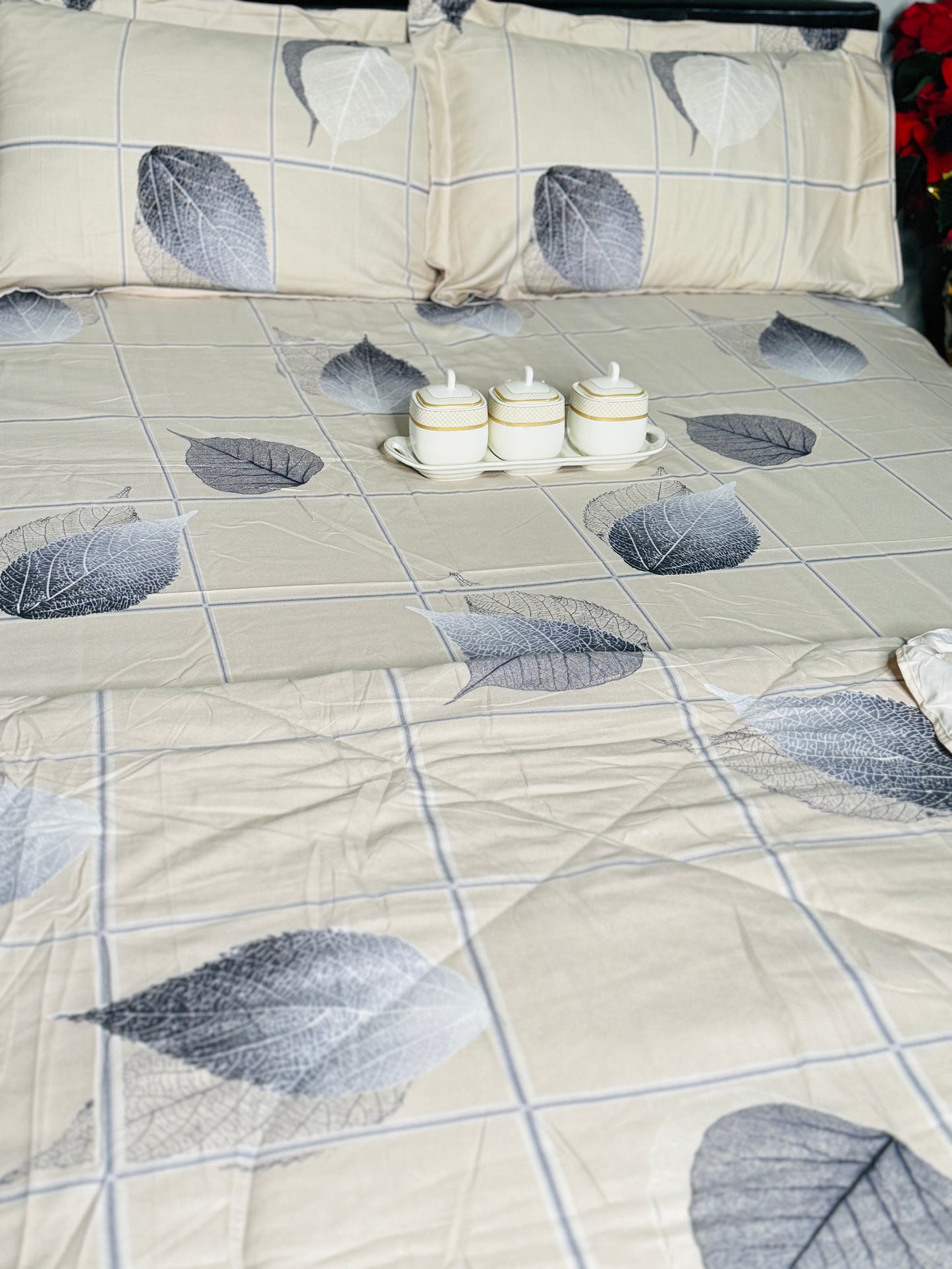 Naya King Sized Bedsheet/Comforter Set | Simzdesignzz |