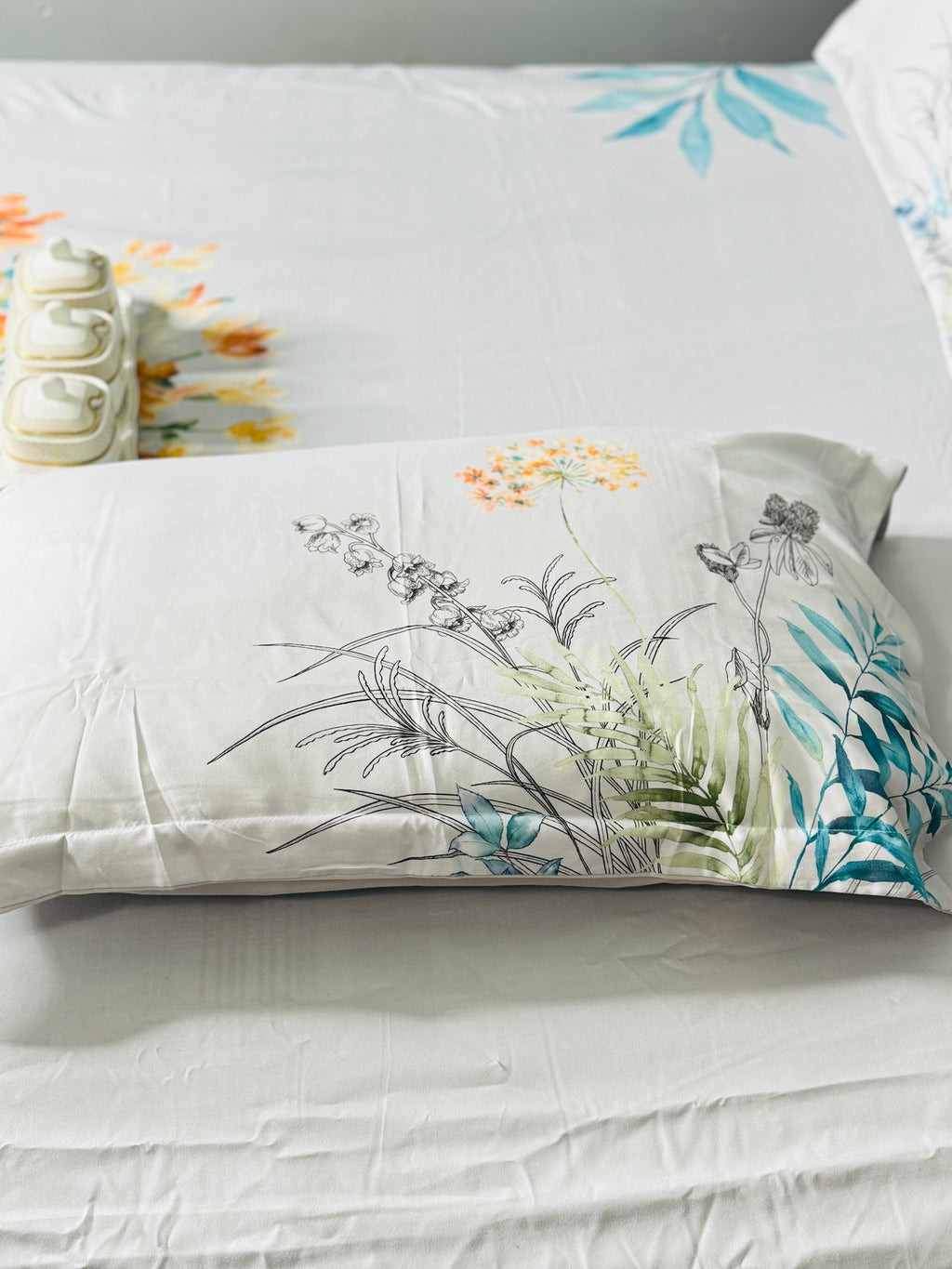 White Blossom Queen Bedsheet | Simzdesignzz |