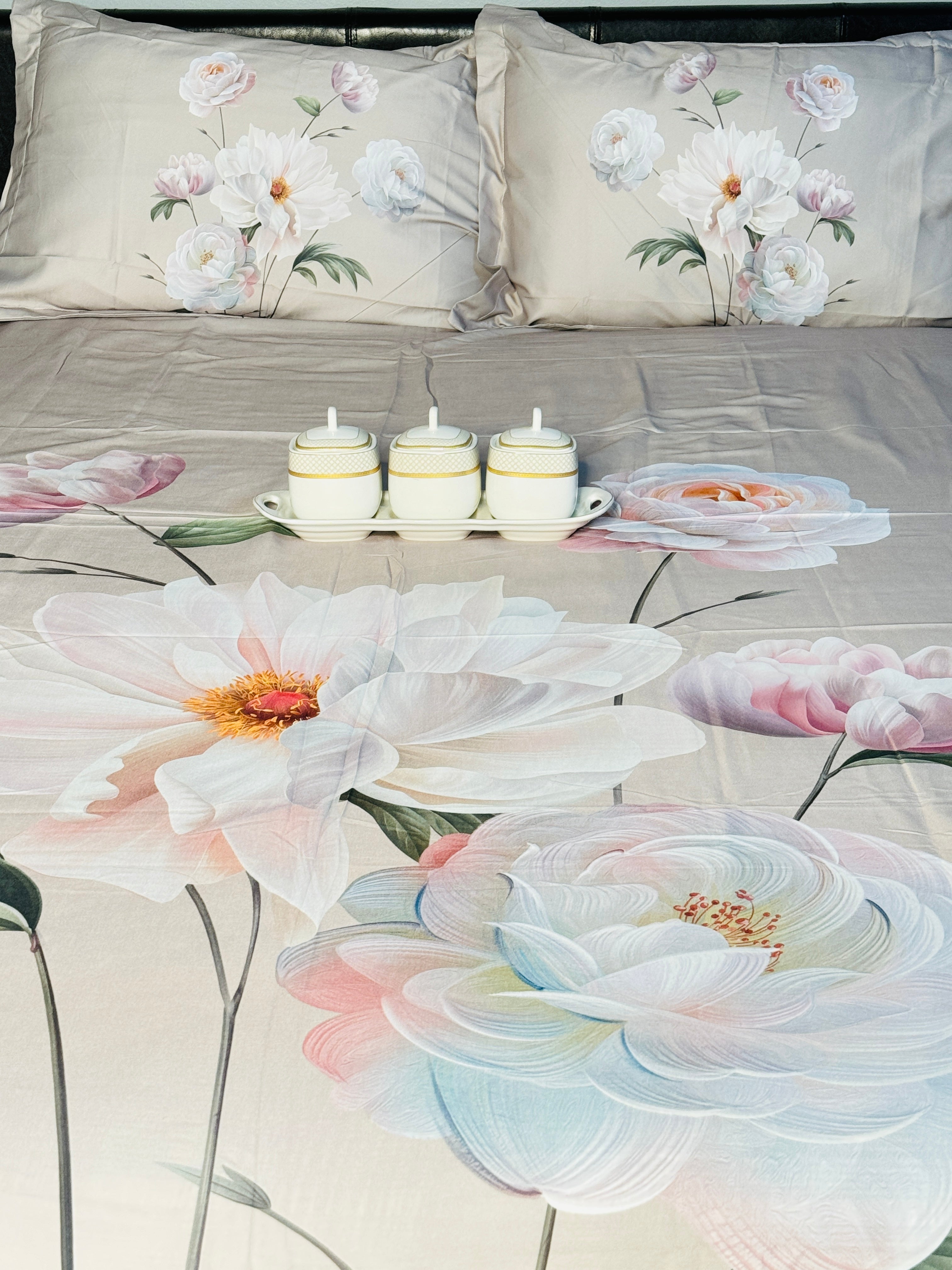 Hand-Painted Queen Bedsheet | Simzdesignzz |