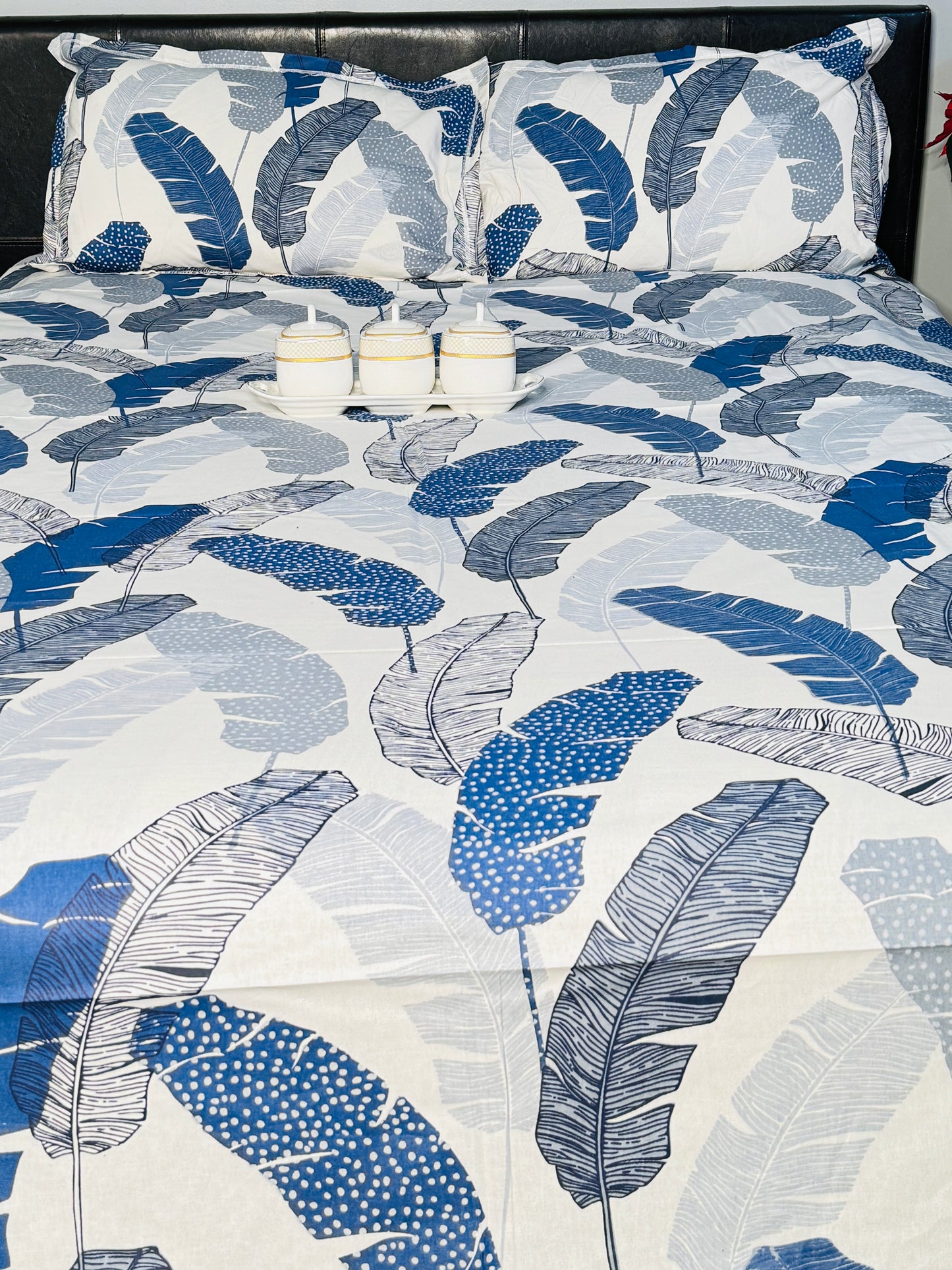 Feather-Look King Sized Bedsheet | Simzdesignzz |