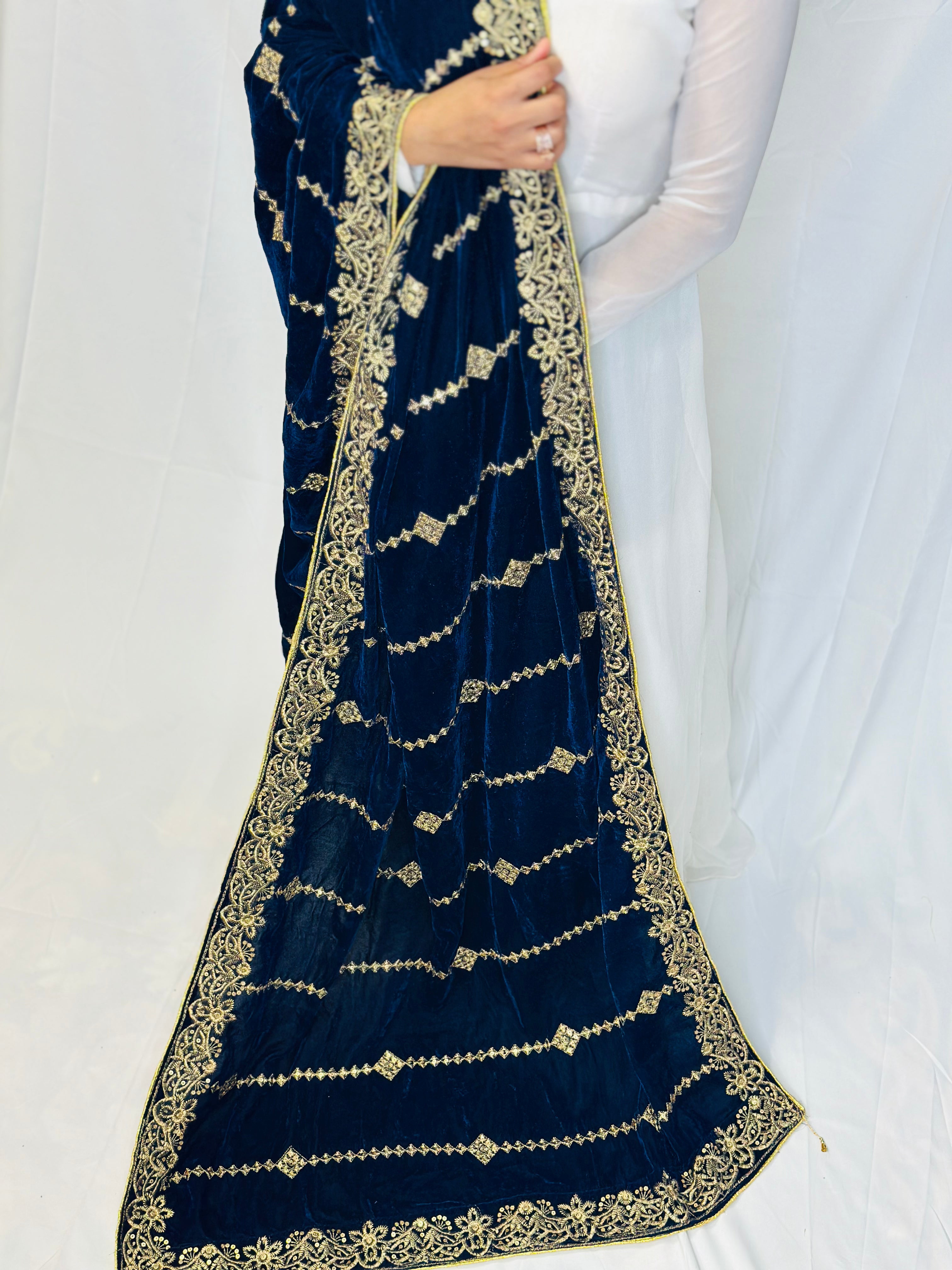 Zoya Royal Blue Velvet Shawl | Simzdesignzz |