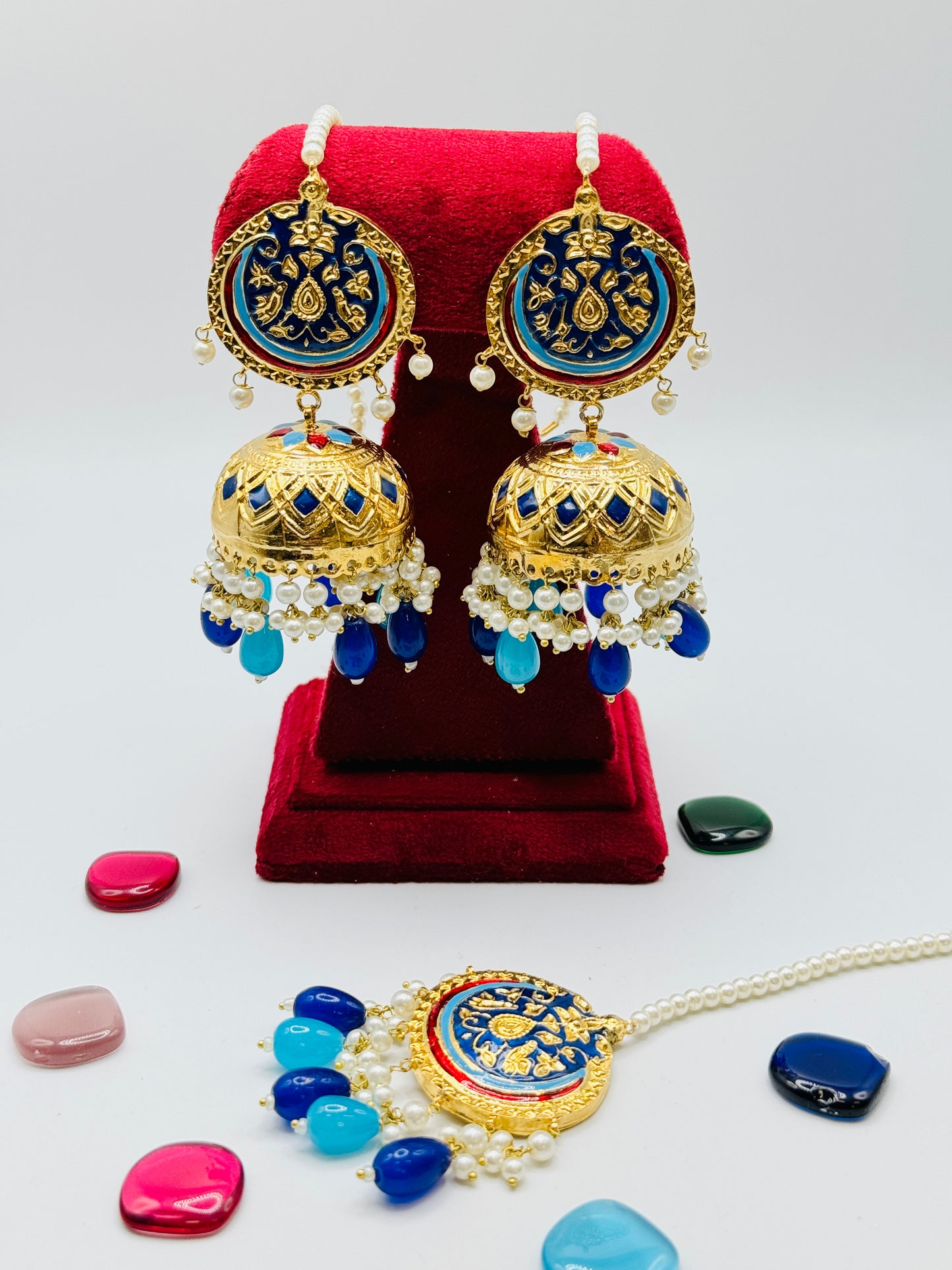 Painted Thappa Kundan Earrings With Tikka | Simzdesignzz |