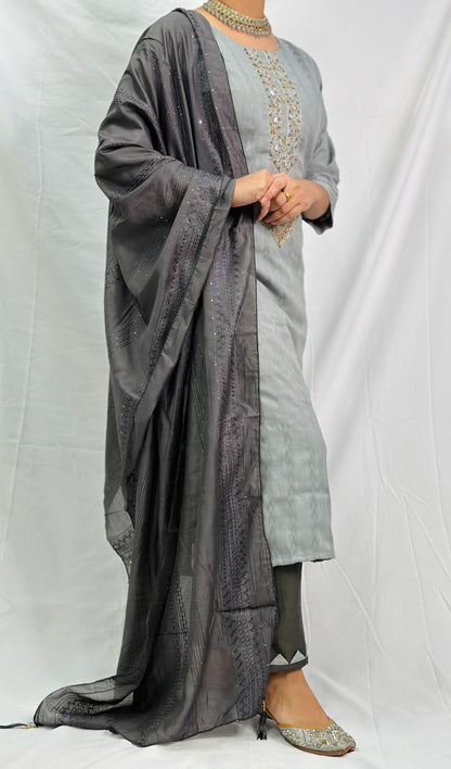 Grey Kurti With Pent Plazzo And Jaipuri Dupatta |