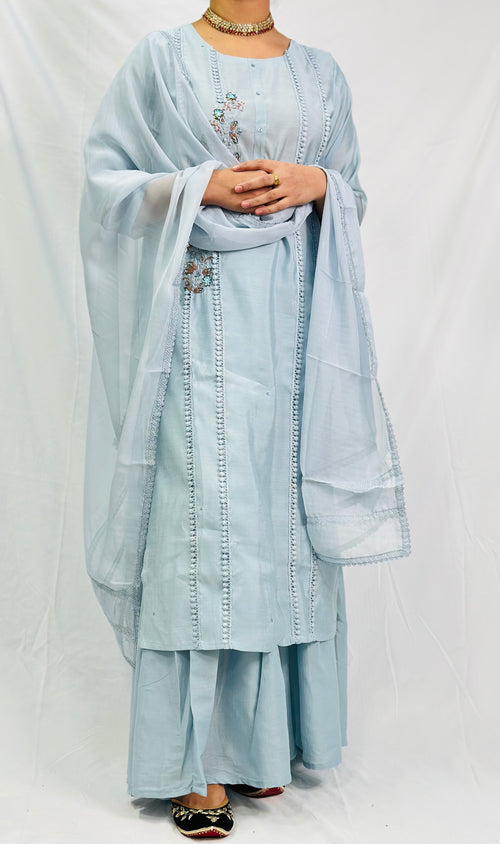 Aastha Three Piece Suit | Simzdesignzz |