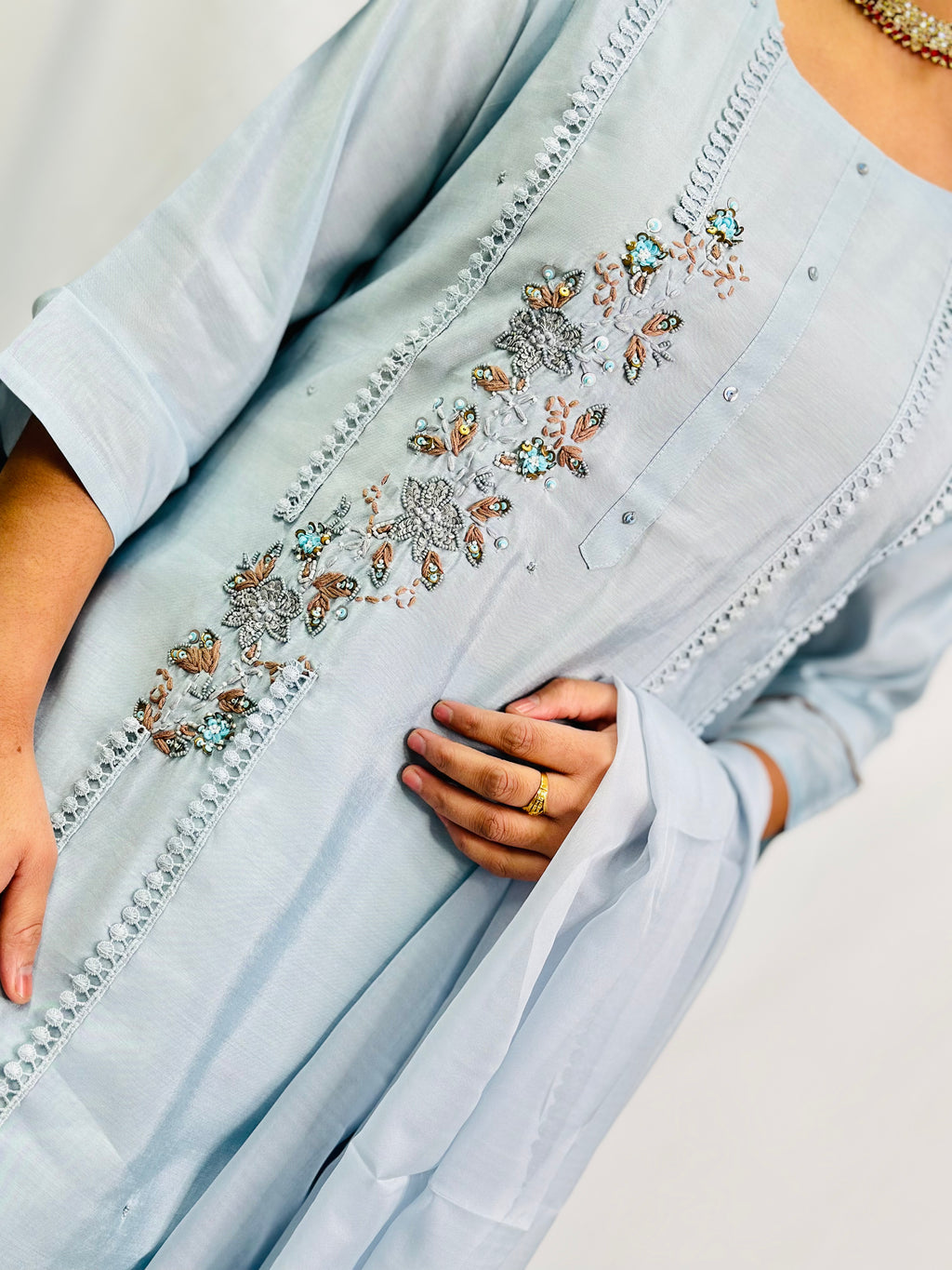 Aastha Three Piece Suit | Simzdesignzz |