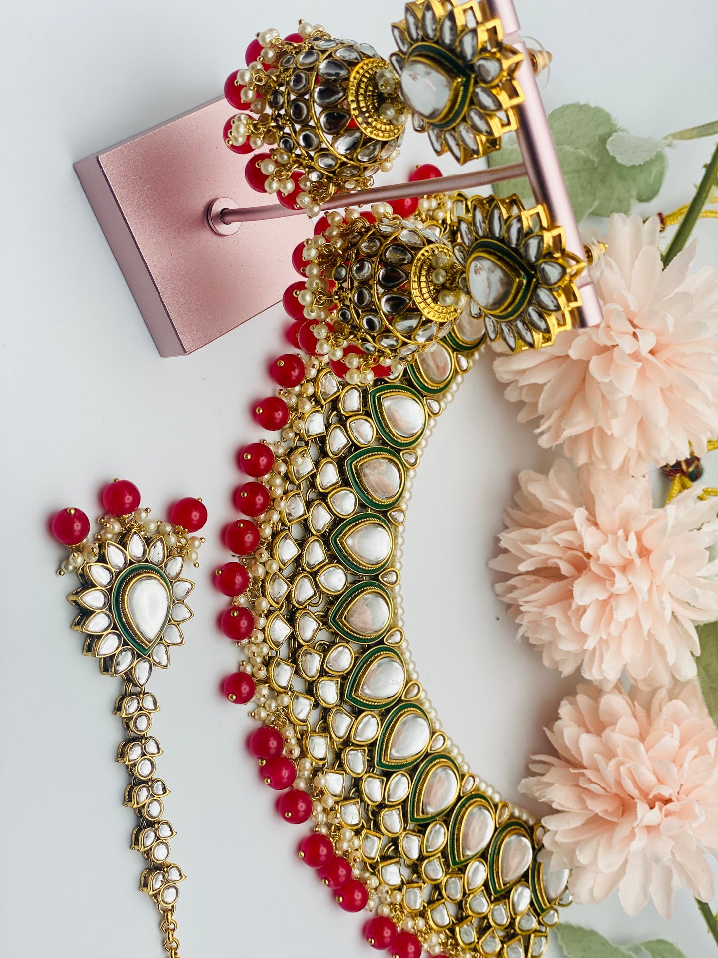 Elegant Kundan Necklace With Jhumki And Tikka | Simzdesignzz |