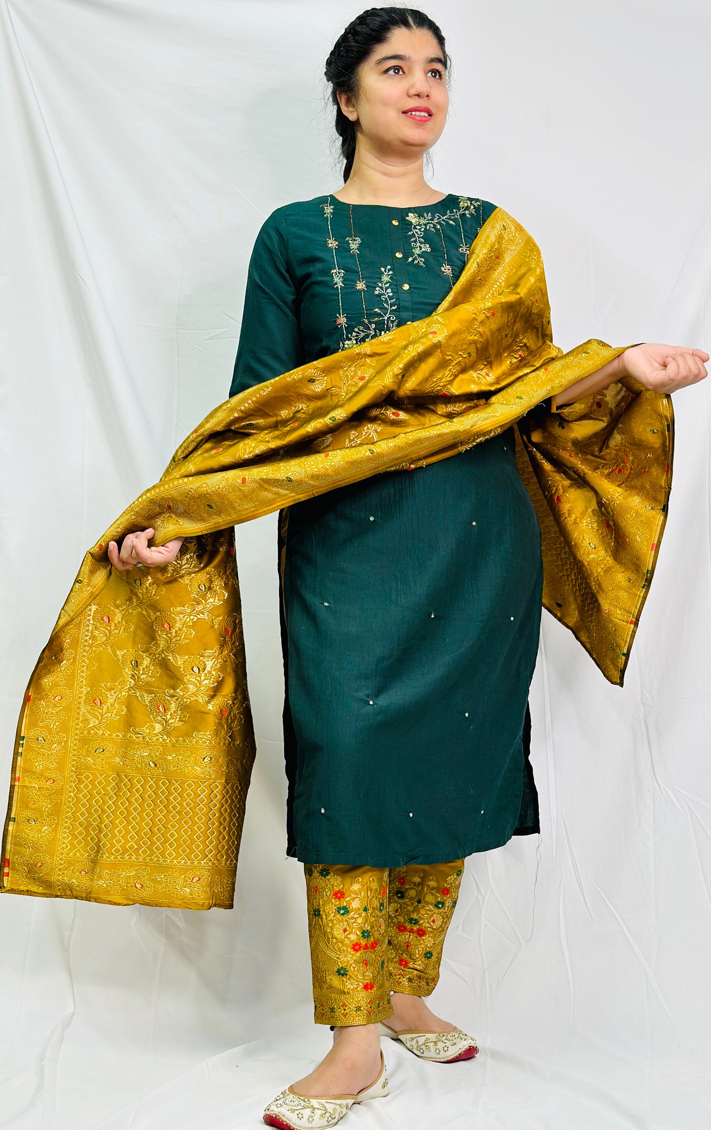 Siya Bottle-Green Brocade Three Piece Suit | Simzdesignzz |