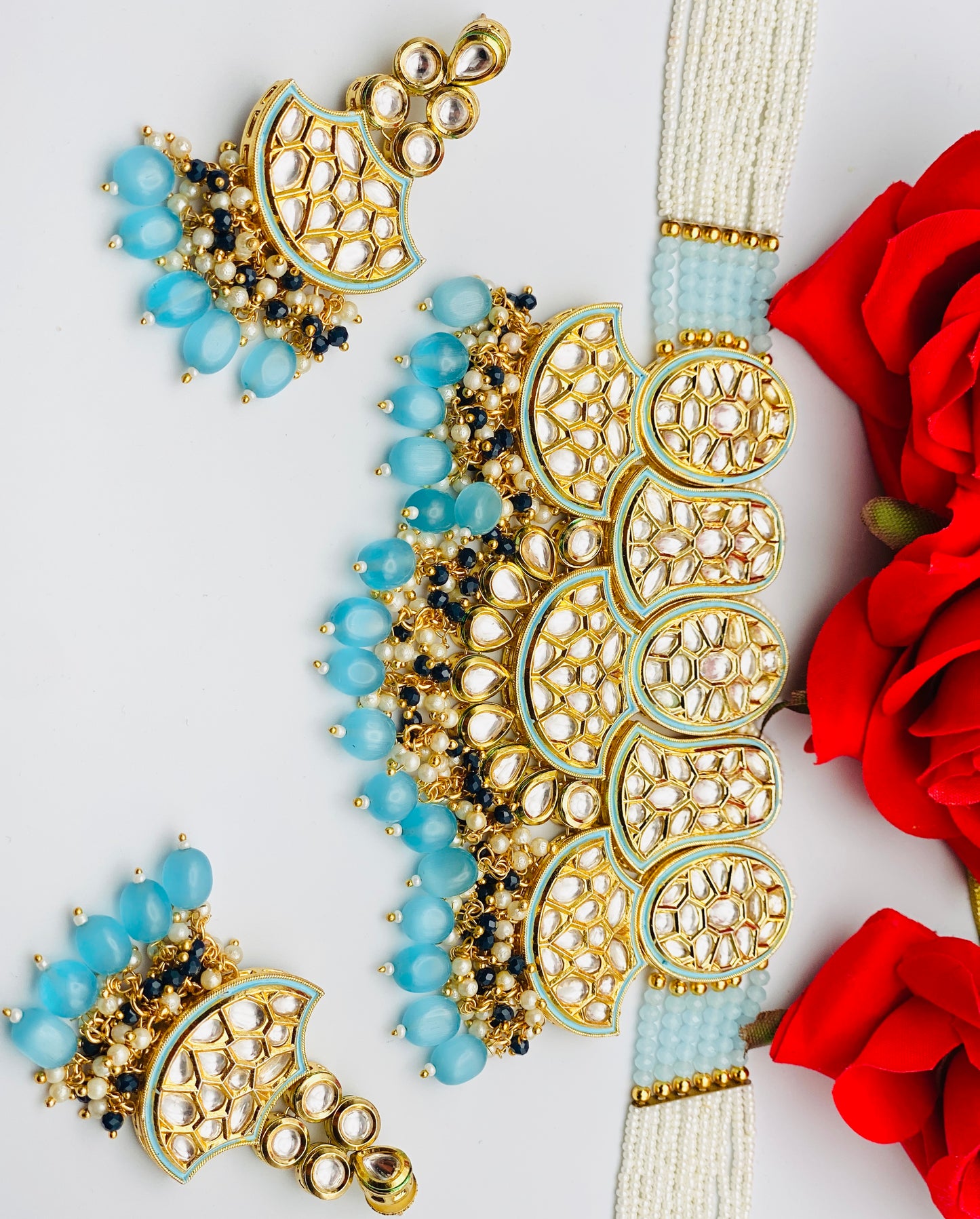 Rishika Kundan Choker Necklace | Simzdesignzz |