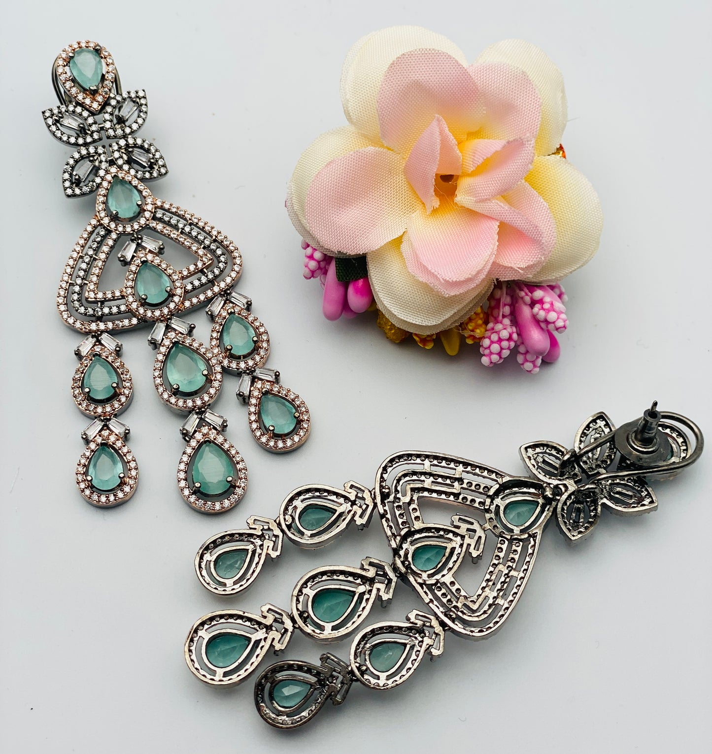 Eccentric Mint Victorian Earrings | Simzdesignzz |