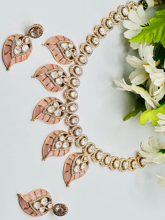 Leaf-Shape Victorian  Necklace | Simzdesignzz |