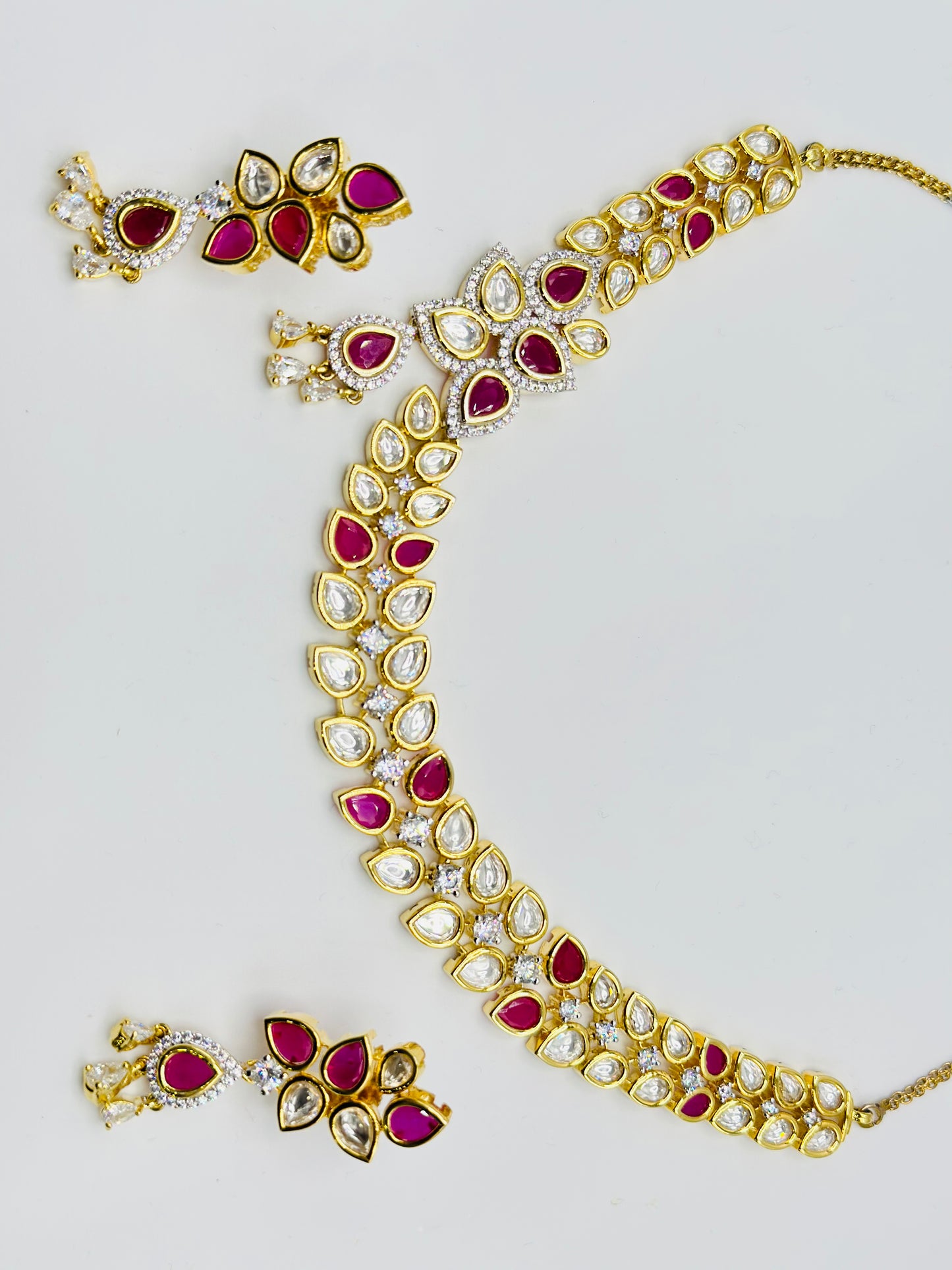 Suhani Hot Pink With Golden Necklace Set | Simzdesignzz |