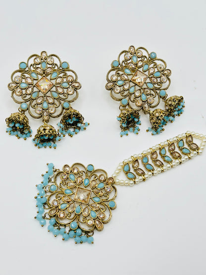 Naina Beautiful Stud Type Earrings | simzdesignzz |