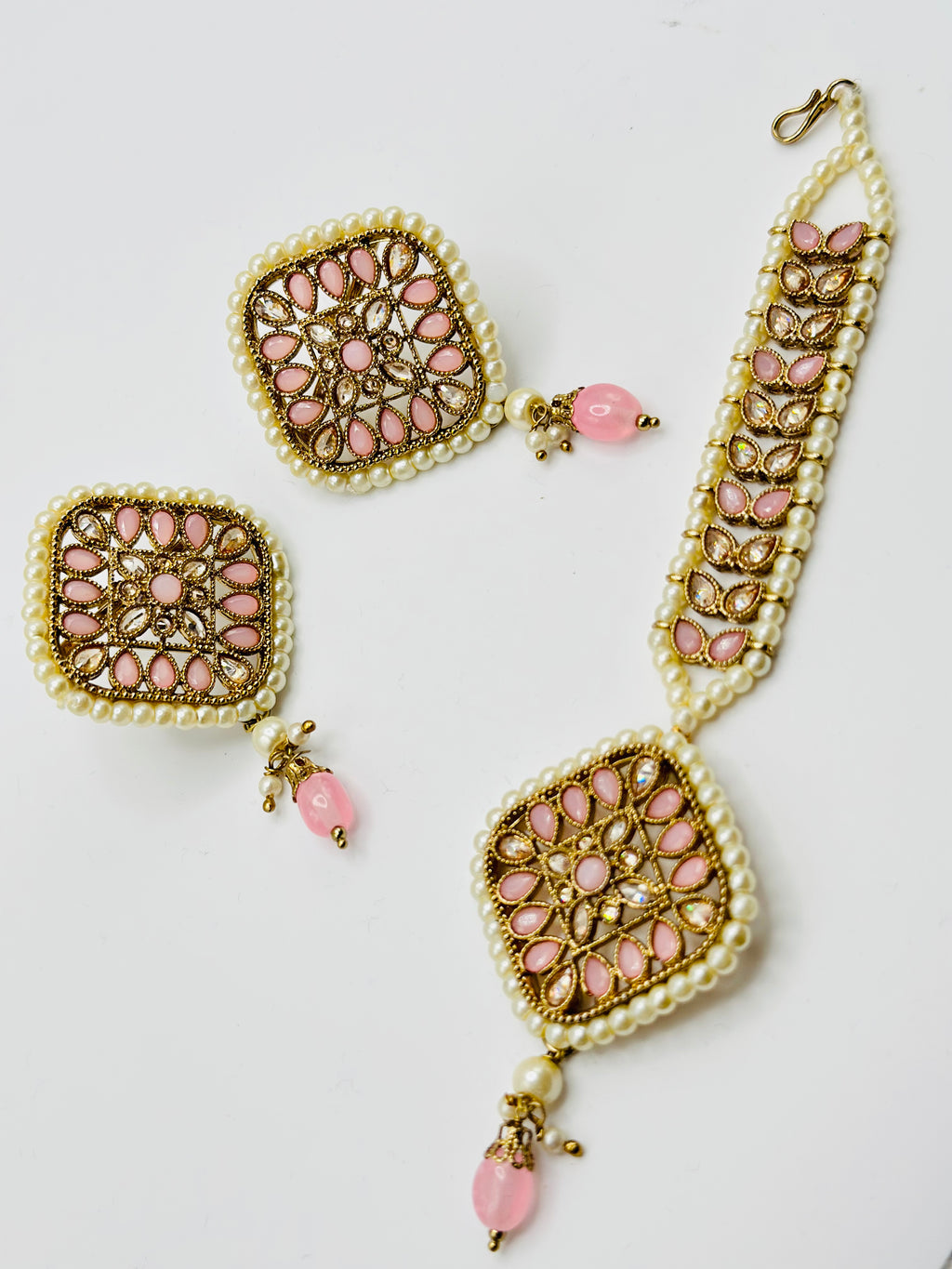 Square-Shape Earrings With Tikka | Simzdesignzz |