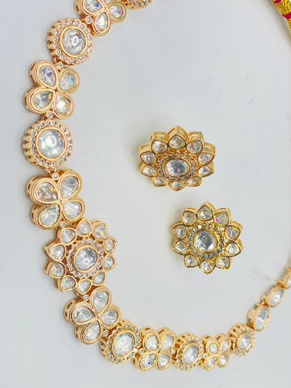 Flower Shape Tyani Kundan Necklace | simzdesignzz |