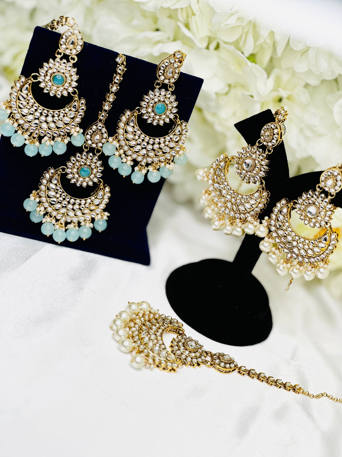 Oversized-Kundan Saharay Earrings Tikka Set | Lightweight | Simzdesignz |