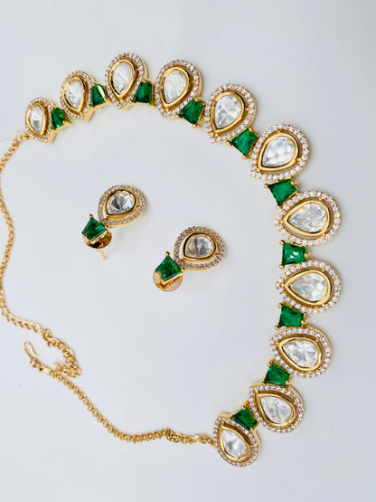 Drop-Shaped Tyani Kundan Necklace Set | Simzdesignzz |