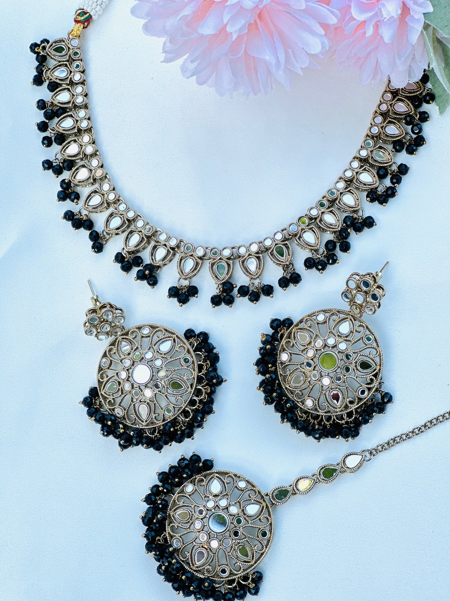 Mirror Neckline Necklace In Polki | Simzdesignzz |