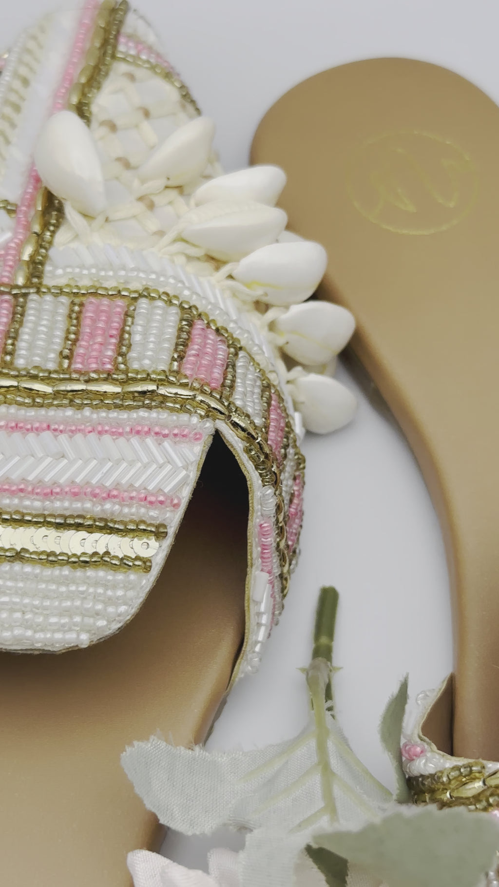 Pinkish-White Backless Punjabi Jutti | Simzdesignzz |