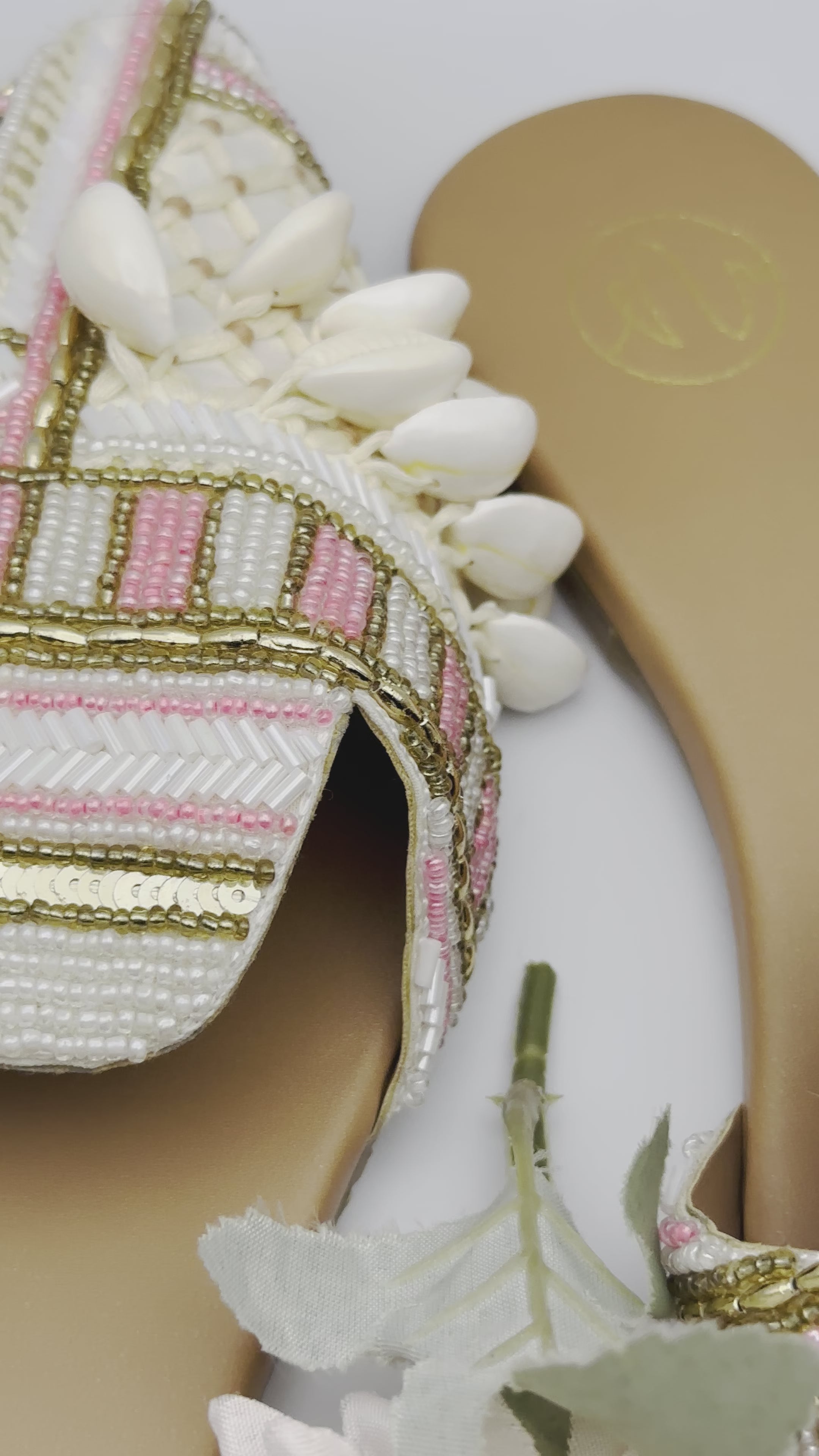 Pinkish-White Backless Punjabi Jutti | Simzdesignzz |
