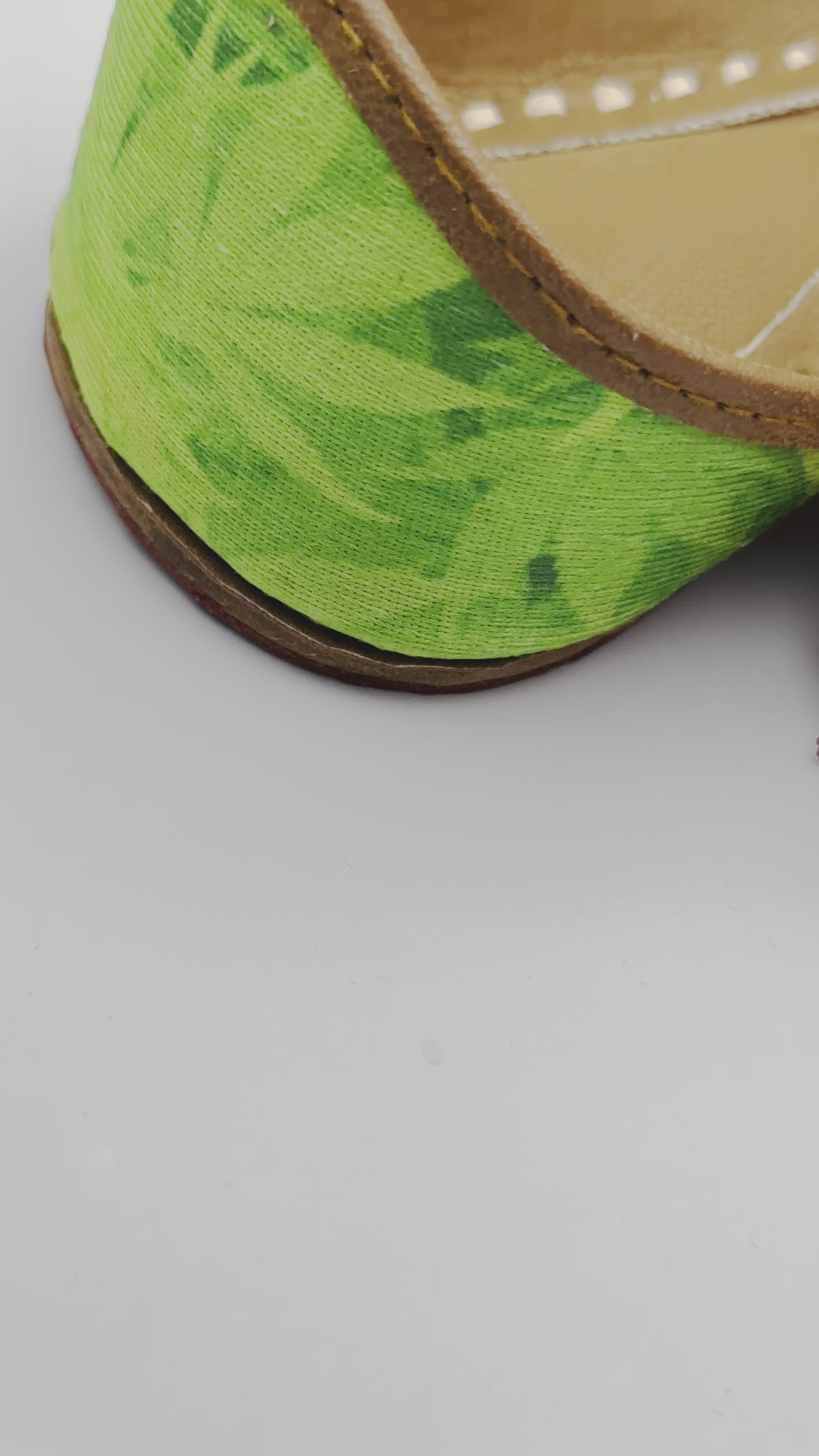 Peacock-Green Punjabi Jutti | Printed Jutti | Simzdesignzz |
