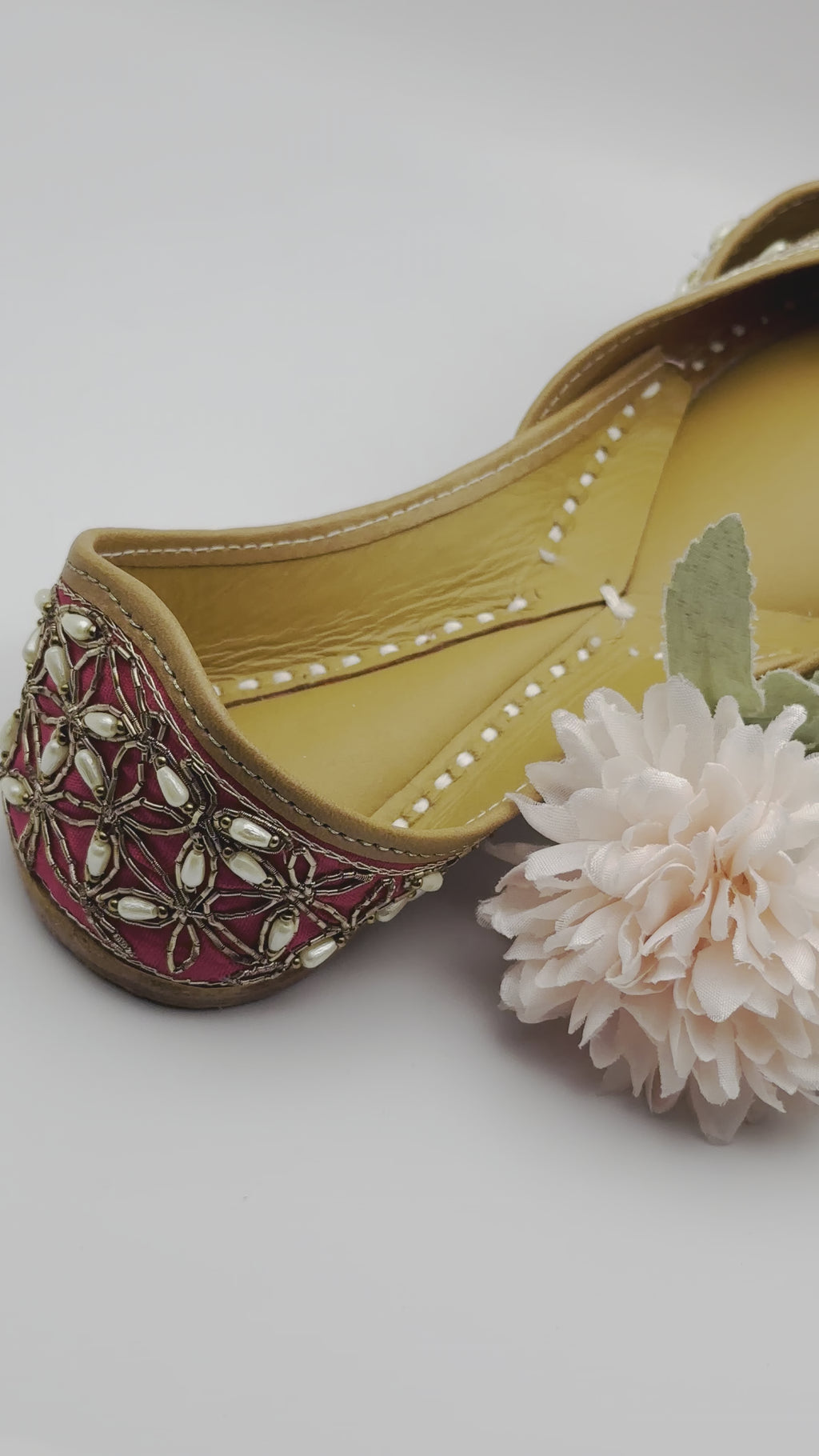 Punjabi Jutti | Pearl Work | Two-Coloured | Simzdesignzz |