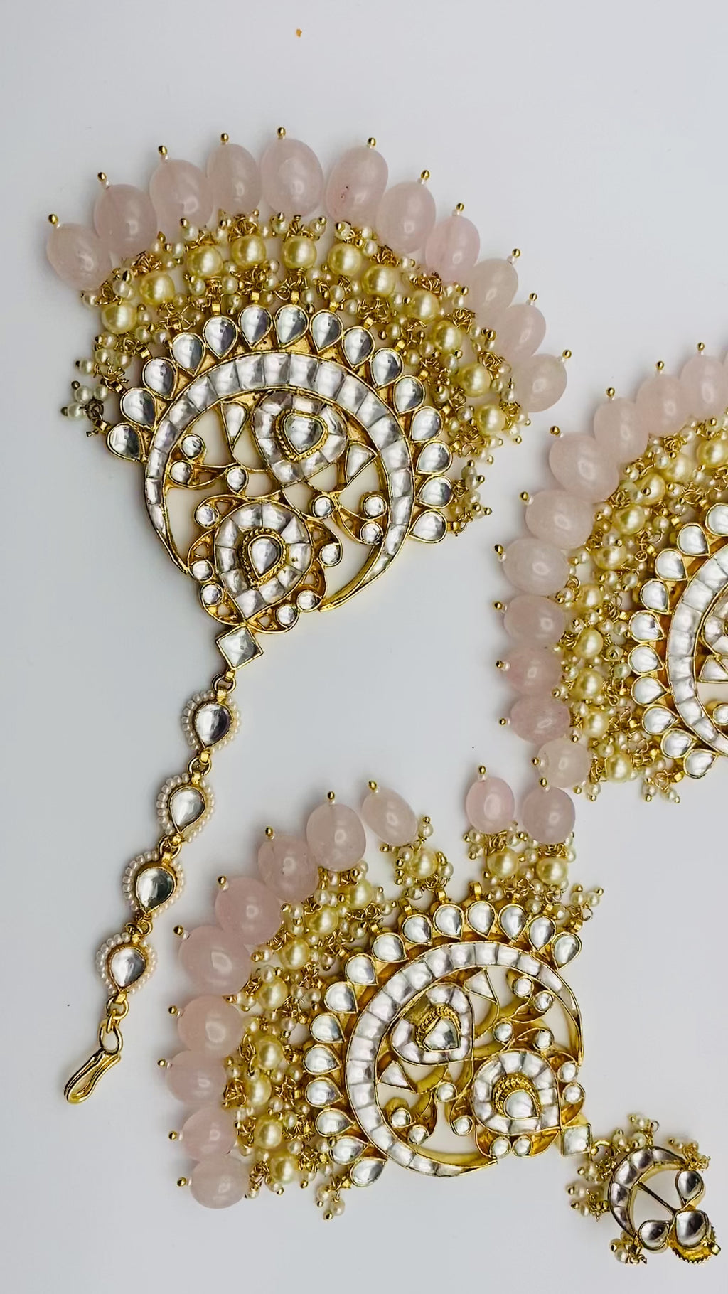 Baby-Pink Pachi Kundan Earrings With Tikka | Simzdesignzz |